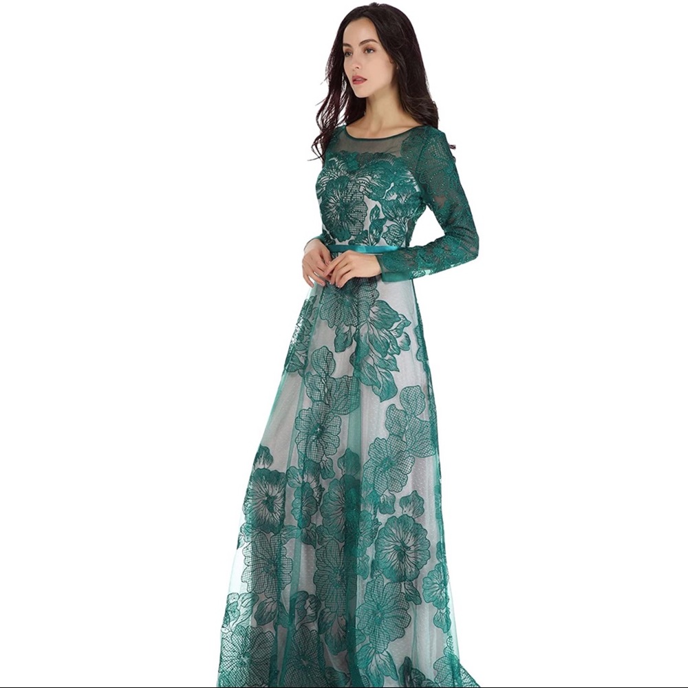 Meier Royal Green Floral Appliqué Evening Gown
